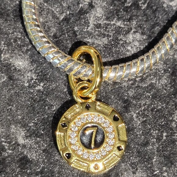 NEW Gold Lucky 7 Chip Pendant Charm For Bracelet or Chain - Picture 5 of 6